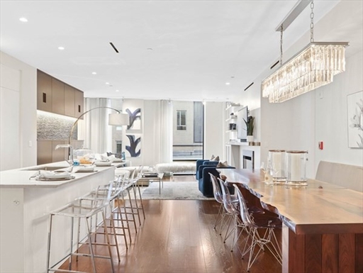 10 Farnsworth Street