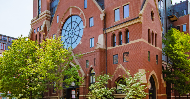 2 Clarendon Square Condos